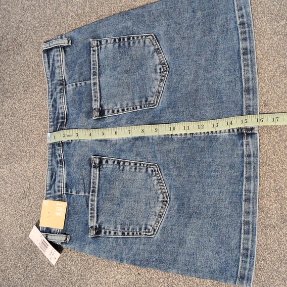 NWT Kut from the Kloth Zoe Denim Mini Skirt Size 6 - Picture 6 of 7